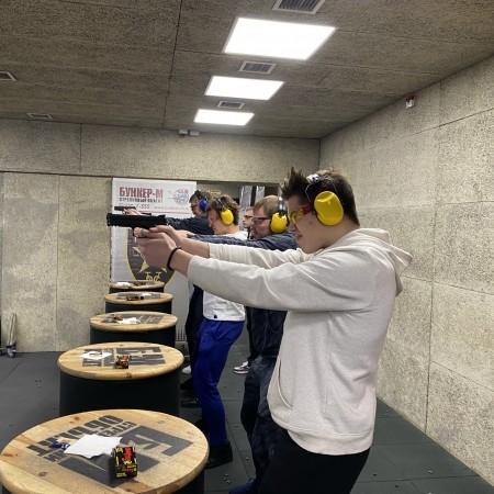 "Буран" всем составом соревновался в стрельбе Ко всем новостям