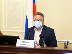 В администрации города обсудили ход уборки областного центра после снегопадов в выходные дни