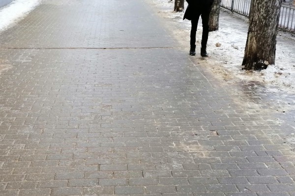 Зимний дождь проверил пеших воронежцев и автомобилистов на прочность