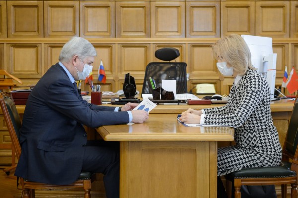 На холодные обеды в школах пожаловались воронежцы Общественной палате