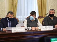 Вадим Кстенин: &laquo;На новогодние праздники нам надо обеспечить не только антитеррористическую безопасность людей, но и соблюдение санитарных требований&raquo;