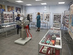 Глава Воронежа Вадим Кстенин принял участие в торжественном мероприятии, посвященном 90-летию строительного образования в регионе