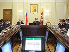 Вадим Кстенин: &laquo;На новогодние праздники нам надо обеспечить не только антитеррористическую безопасность людей, но и соблюдение санитарных требований&raquo;