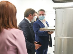 Вадим Кстенин посетил выкупаемый у застройщика детский сад