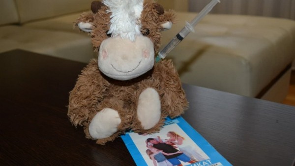 Делать ли прививки детям и офицер, избивший школьника: что обсуждают воронежцы в соцсетях