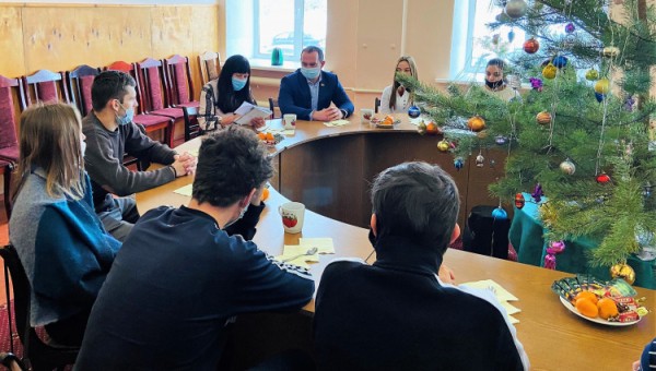 &laquo;Елка желаний&raquo; помогла исполнить мечту четырехлетней малышки из Богучарского района