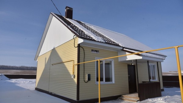 66 семей в двух районах Воронежской области получили новые дома по госпрограмме