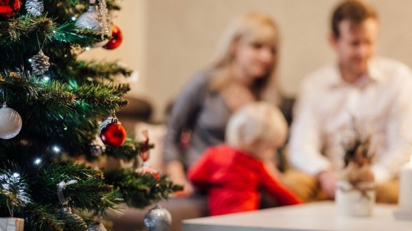 Условия получения новогодних выплат на детей до 8 лет разъяснили воронежцам