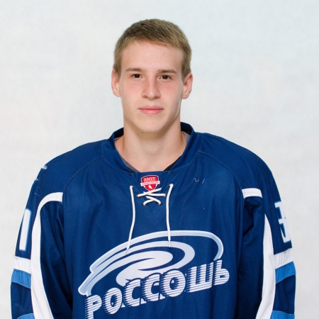 Капитан ХК "Россошь" Никита Рожков: "Приятнее обыгрывать лидеров" Ко всем новостям