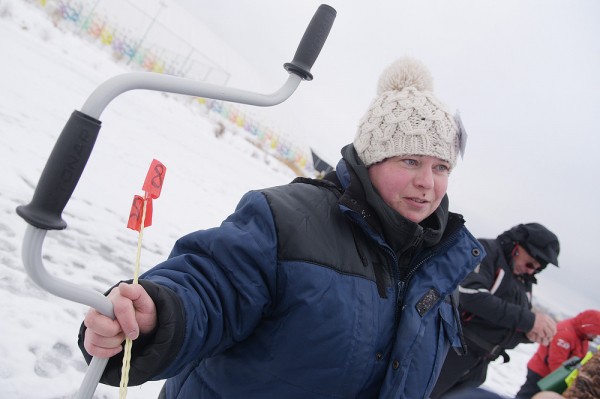 Перед рыбой &ndash; на колени. В Воронеже прошли соревнования Кубка области по ловле на мормышку