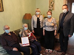 В районах Воронежа чествуют ветеранов-защитников города