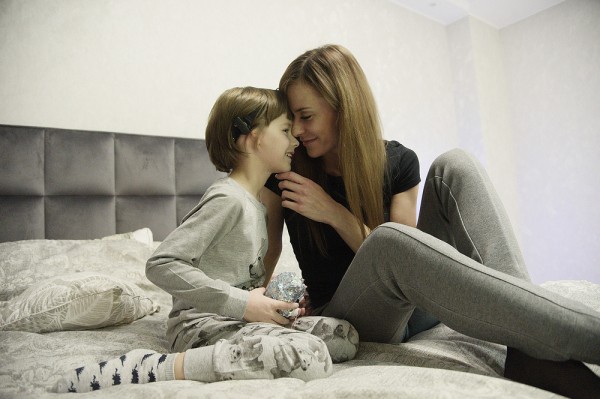 &laquo;Мы вылечим сыночка&raquo;. Как помочь воронежскому мальчику без уха и слуховых проходов