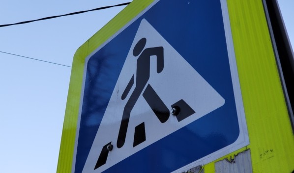 В Воронеже автобус сбил пешехода, переходившего дорогу на красный свет