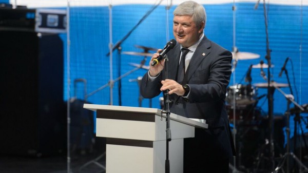 Александр Гусев: &laquo;Компания &ndash; это не только заводы и оборудование, а прежде всего люди&raquo;