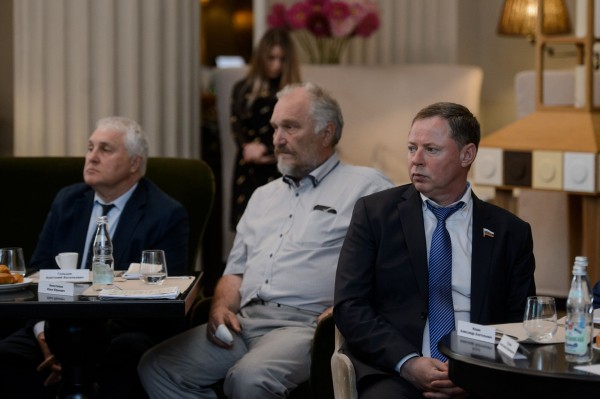 Воронежский губернатор Александр Гусев принял участие в заседании Торгово-промышленной палаты