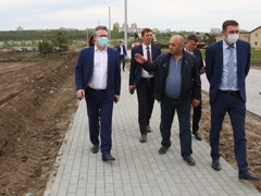 Вадим Кстенин: &laquo;Новая дорога должна улучшить ситуацию для горожан, проживающих в микрорайонах Тенистый и Гардарика&raquo;