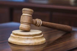 &laquo;Промсвязьбанк&raquo; хочет взыскать с главы воронежского &laquo;Автолайна&raquo; 500 млн рублей долгов