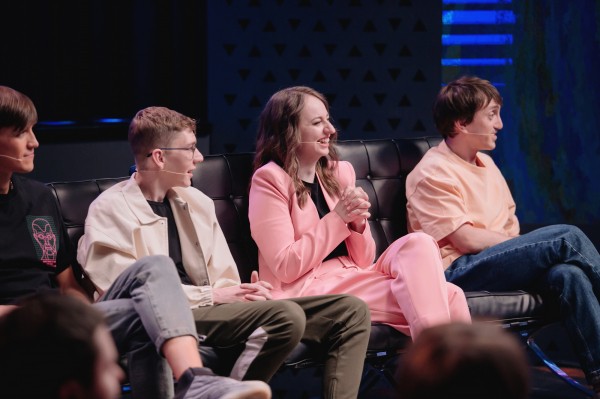 Выпускница воронежского журфака дебютировала в юмористическом шоу &laquo;Прожарка&raquo;