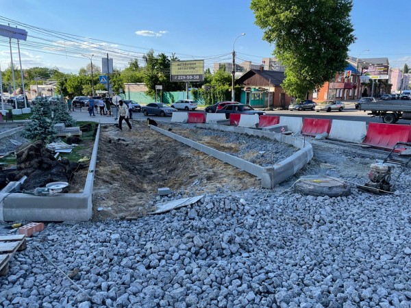 Воронеже завершают реконструкцию путепровода на улице Ленина