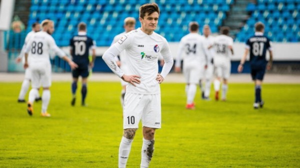 Воронежский &laquo;Факел&raquo; продлил контракт с Романом Акбашевым