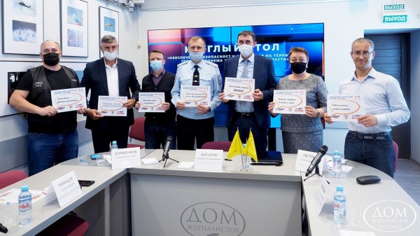 Лежачие полицейские и взаимная вежливость. В Воронеже обсудили безопасность пешеходов