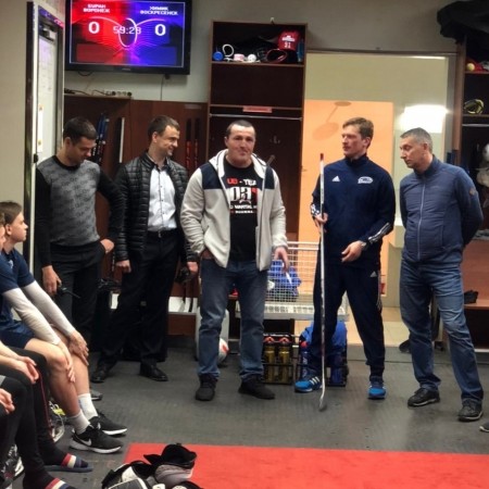 Денис Лебедев поприветствовал "ураганных"! Ко всем новостям