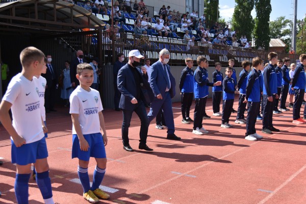 &laquo;Задача - только победить!&raquo; В Воронеже открылся межрегиональный футбольный турнир