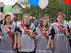 В воронежских школах прозвенел Последний звонок