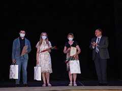 В районах города проходят праздничные мероприятия, приуроченные ко Дню медицинского работника