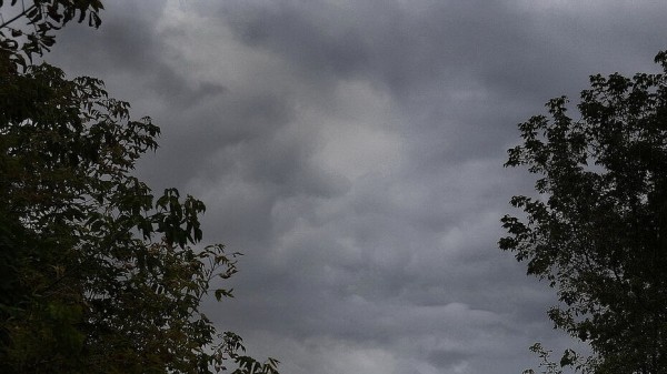 Синоптики и спасатели предупредили воронежцев о грозе и граде в последний выходной мая