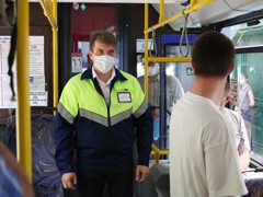 В Воронеже продолжаются рейды по соблюдению масочного режима в общественном транспорте