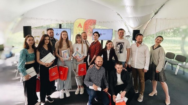 Студентки из Воронежа разработают проект благоустройства сквера в Красногорске