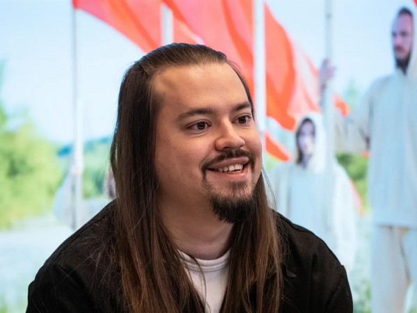 Опера на вокзале и девушка-землекоп. Как в Воронеже прошли перформансы Платоновфеста