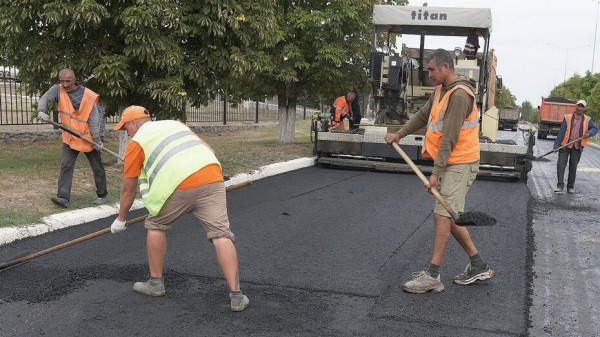 Дорожники будут трудиться на 4 улицах Воронежа в течение длинных выходных