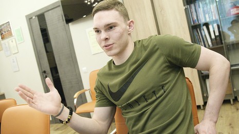 &laquo;Хочу отдать долги своим родителям&raquo;. Юный воронежский хоккеист мечтает оказаться в НХЛ