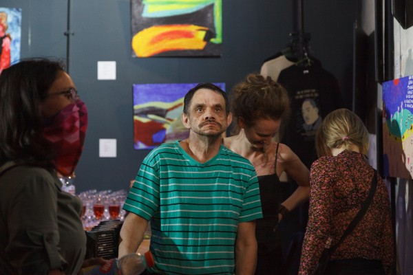 В Воронеже открылась выставка художников из психоневрологических интернатов