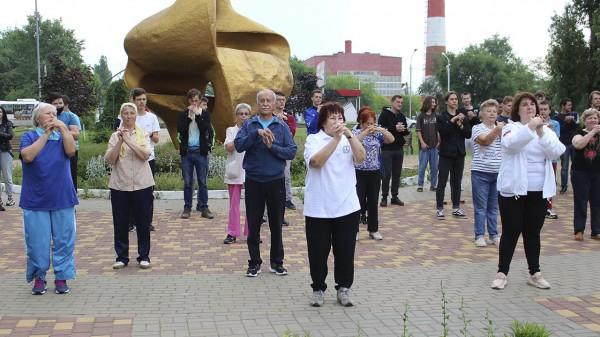 Воронежские единороссы отметили День России патриотическими акциями и спортивными турнирами