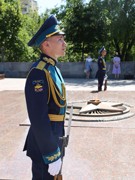 Глава Воронежа Вадим Кстенин принял участие в церемонии возложения цветов и венков к могиле Неизвестного солдата