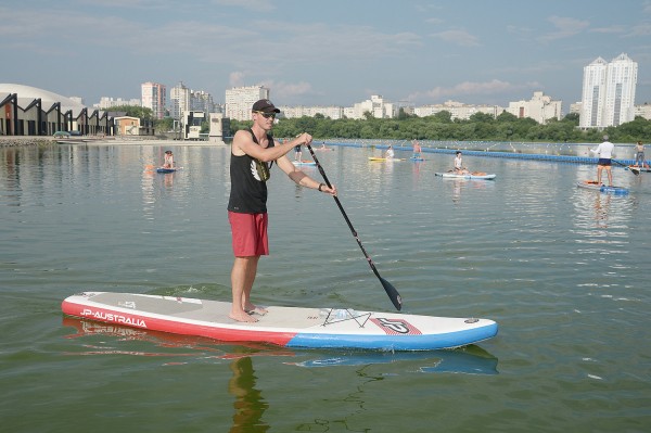 Воронеж встал на доски. Сапсерфинг &ndash; фитнес и развлечение с веслом