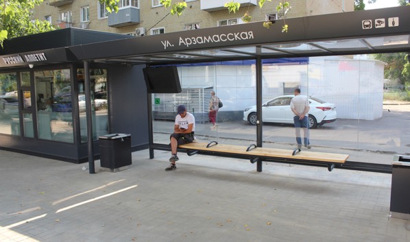 В Воронеже на Ленинском проспекте появилась новая &laquo;умная&raquo; остановка