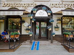 В Воронеже проверили учреждения общепита на предмет доступности для людей с ограниченными возможностями