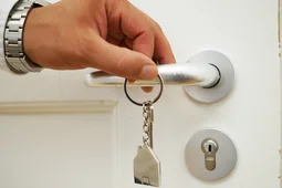 Вакцинация, детские выплаты и рост цен. О чем рассказал президент Владимир Путин