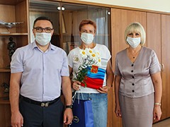 В районах города проходят мероприятия, посвященные Дню семьи, любви и верности