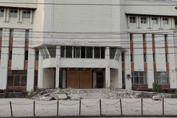 В Воронеже начали демонтаж старейшего бизнес-центра &laquo;Апекс&raquo;