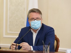Глава Воронежа провел еженедельное рабочее совещание