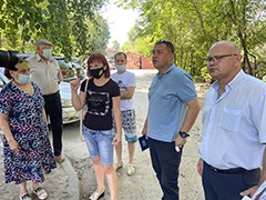 Управление ЖКХ и ОНФ проводят инспекционные объезды благоустраиваемых дворовых территорий