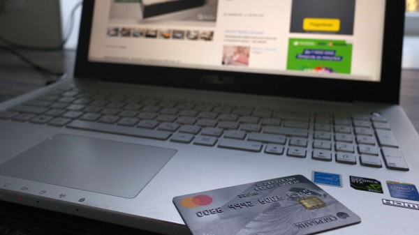 Дистанционные мошенники в 2 раза превзошли антирекорд по украденным у воронежцев деньгам