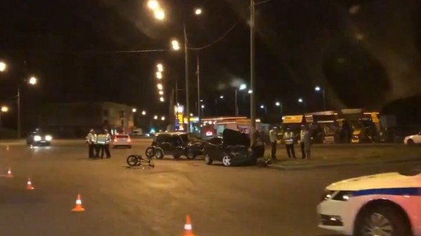 Пострадавшие в ДТП на окружной в Воронеже мать и двое детей попали в нейрохирургию