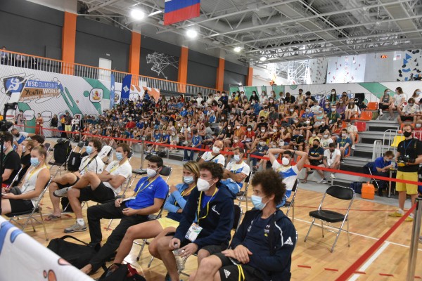 Таких скалодромов в Японии нет. В Воронеже завершается первенство мира по скалолазанию