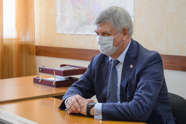 Губернатор Воронежской области посетил редакцию холдинга РИА &laquo;Воронеж&raquo;